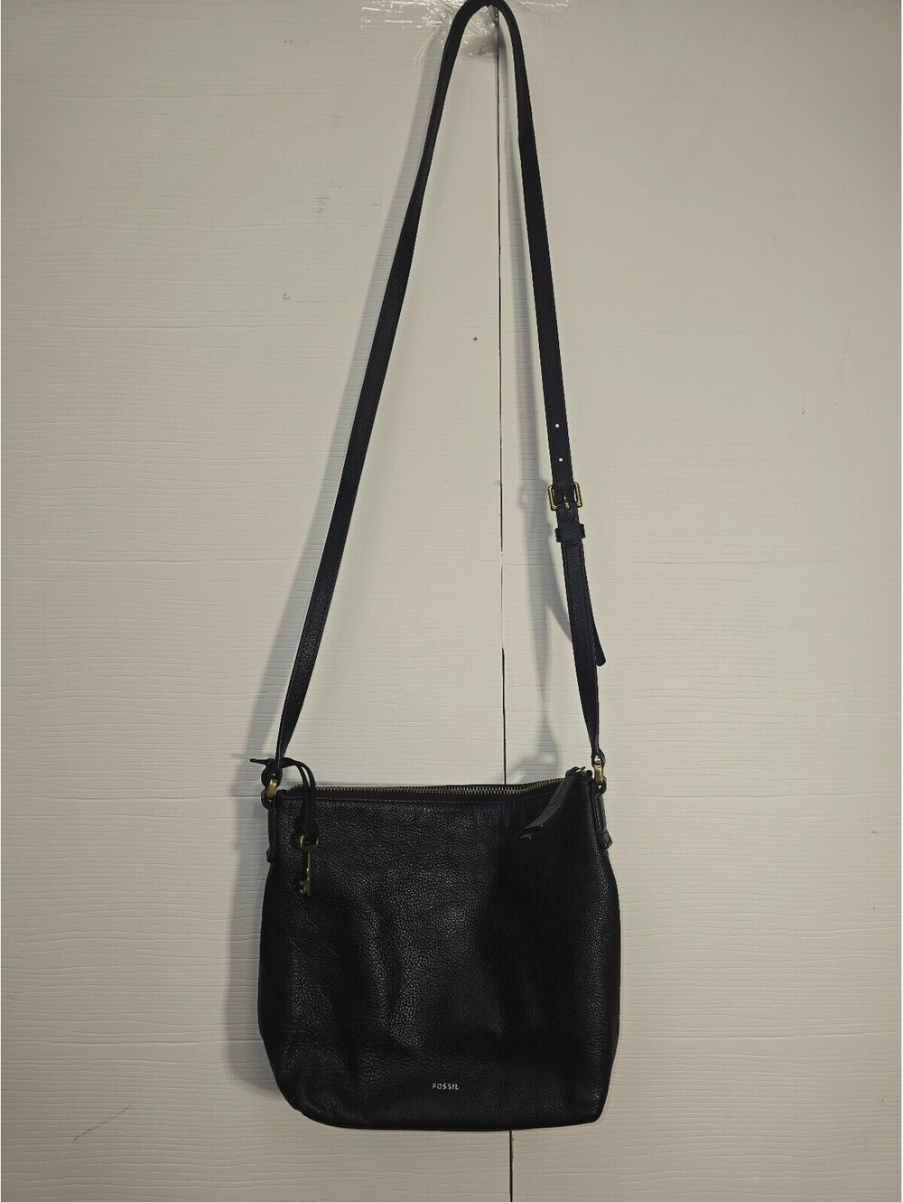 Fossil Black Pebble Leather Key Charm Crossbody Bag Purse ZB7272